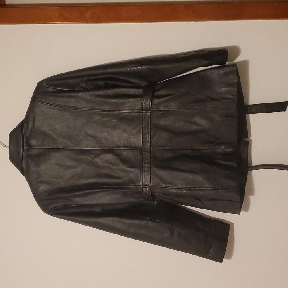 Leather jacket - Picture 2 of 5